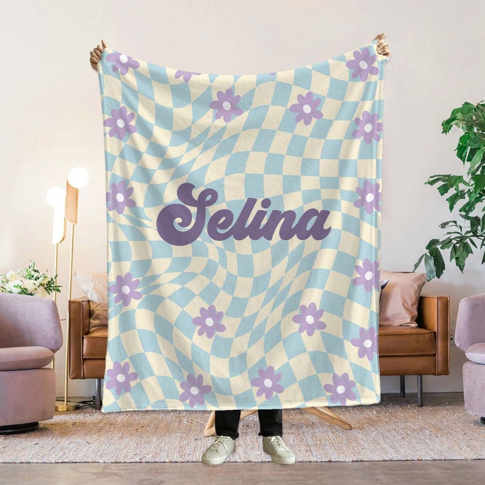 Personalisierbare Decke mit Retro-Hintergrund und Name 