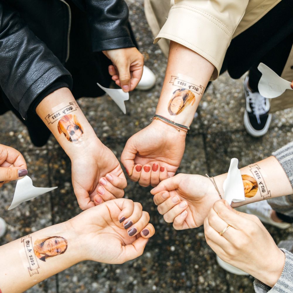 Personalisierbare Tattoos 4er Set mit Gesicht und Banner