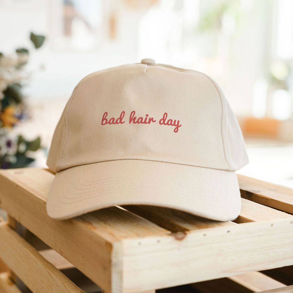 Personalisierbare Kappe mit Text