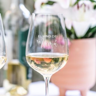 Copa de vino personalizada con texto