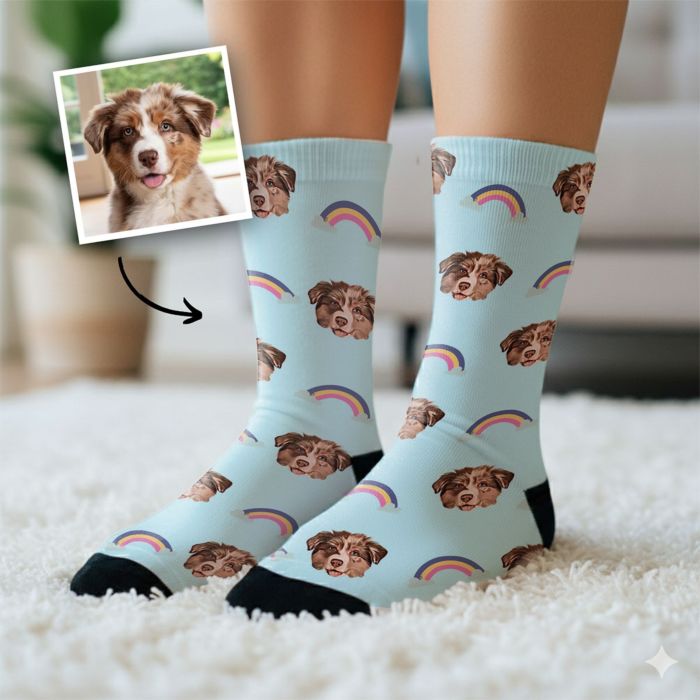 Personalisierbare Socken mit Gesicht im Comic-Style